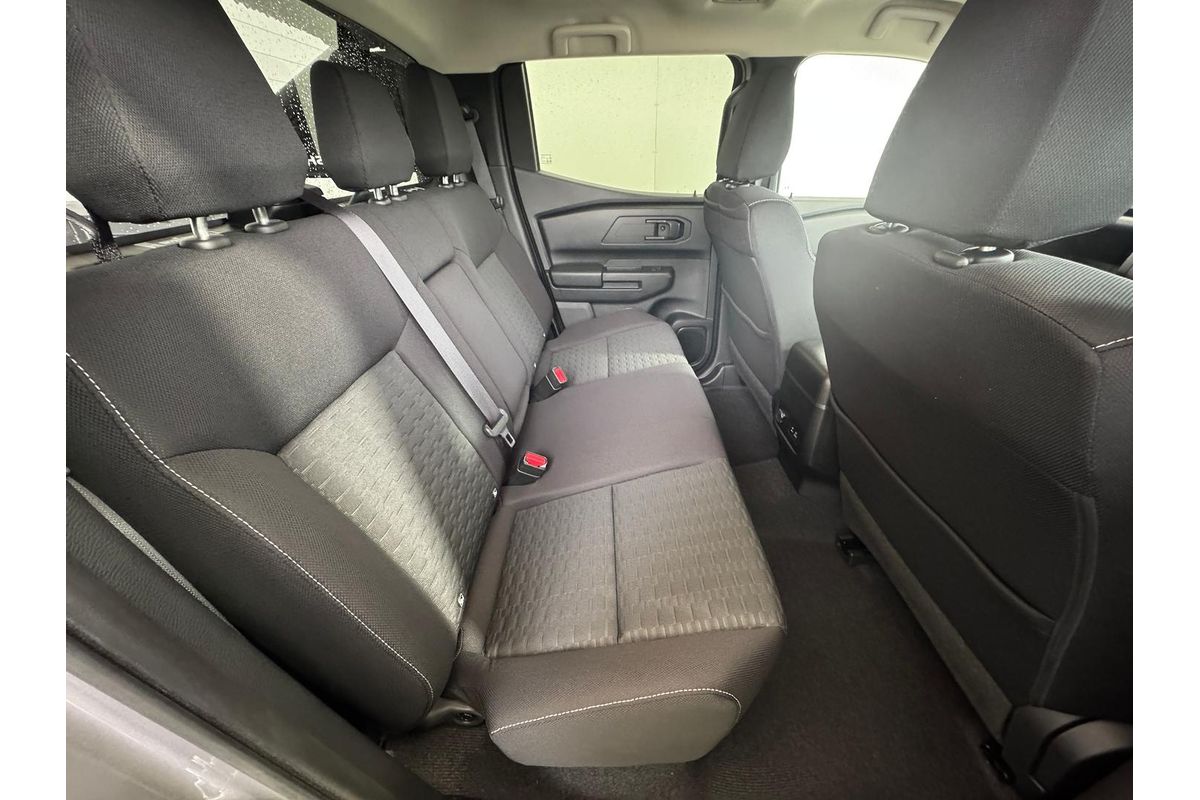 2025 Mitsubishi Triton GLX-R MV 4X4 image 15