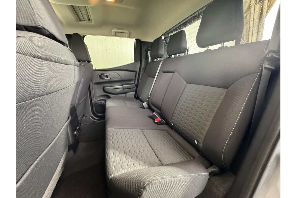 2025 Mitsubishi Triton GLX-R MV 4X4 image 24