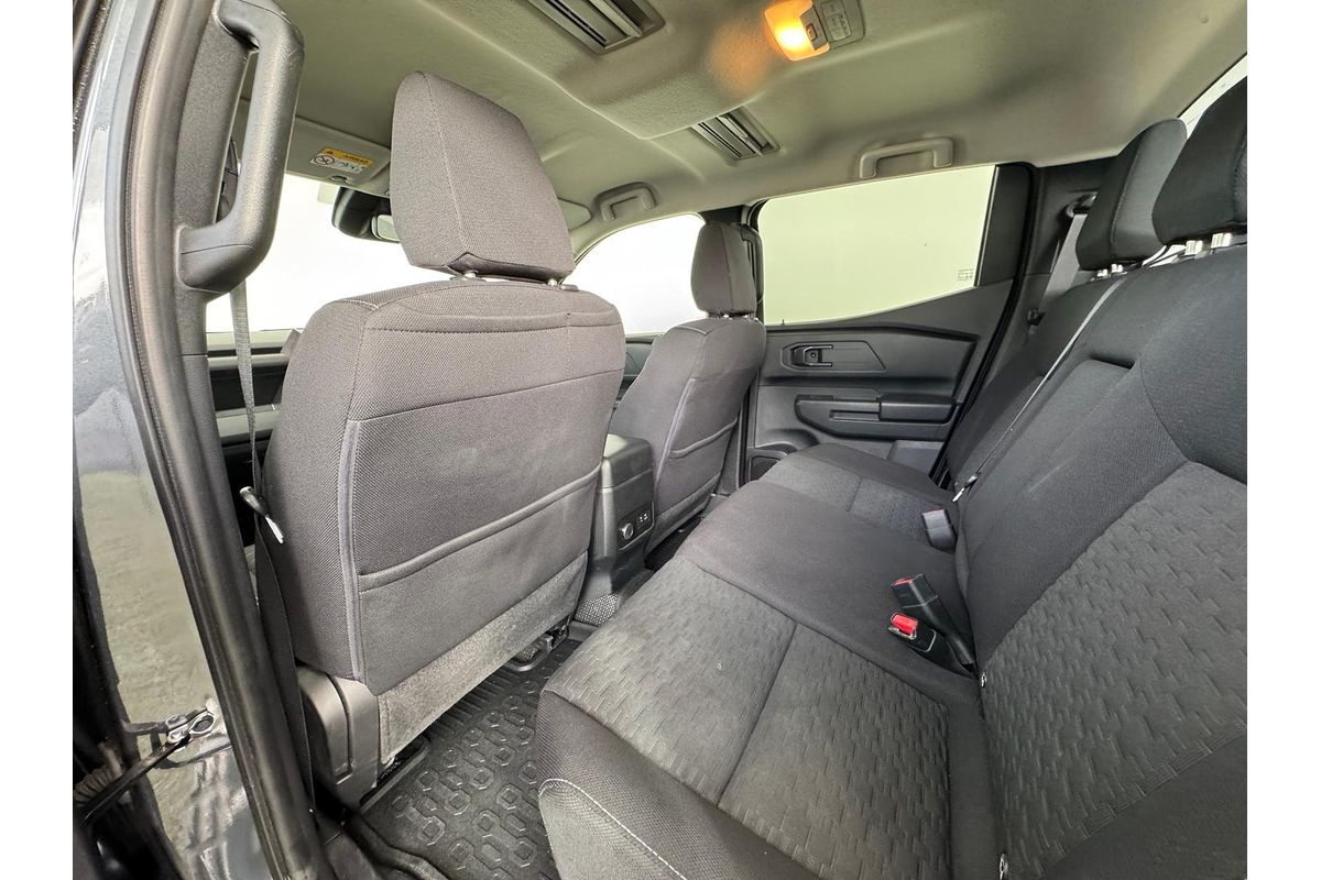 2025 Mitsubishi Triton GLX+ MV 4X4 image 27