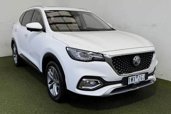 2022 MG HS Essence SAS23