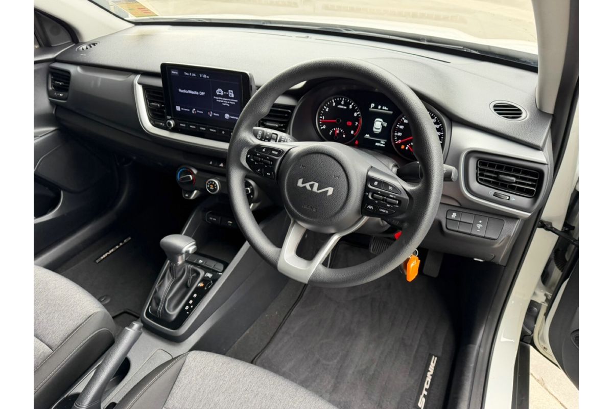 2022 Kia Stonic S YB image 10