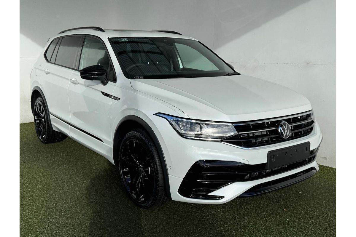 2024 Volkswagen Tiguan Wolfsburg Edition Allspace 5N