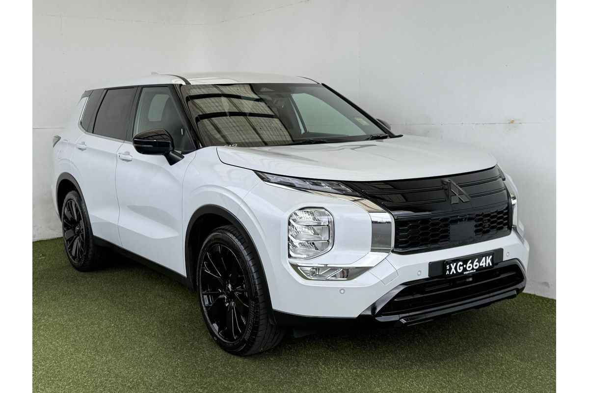 2026 Mitsubishi Outlander Black Edition ZM