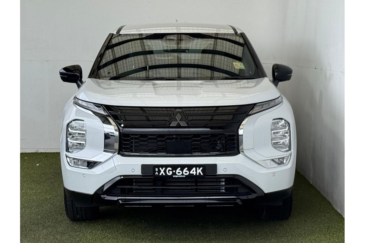2026 Mitsubishi Outlander Black Edition ZM