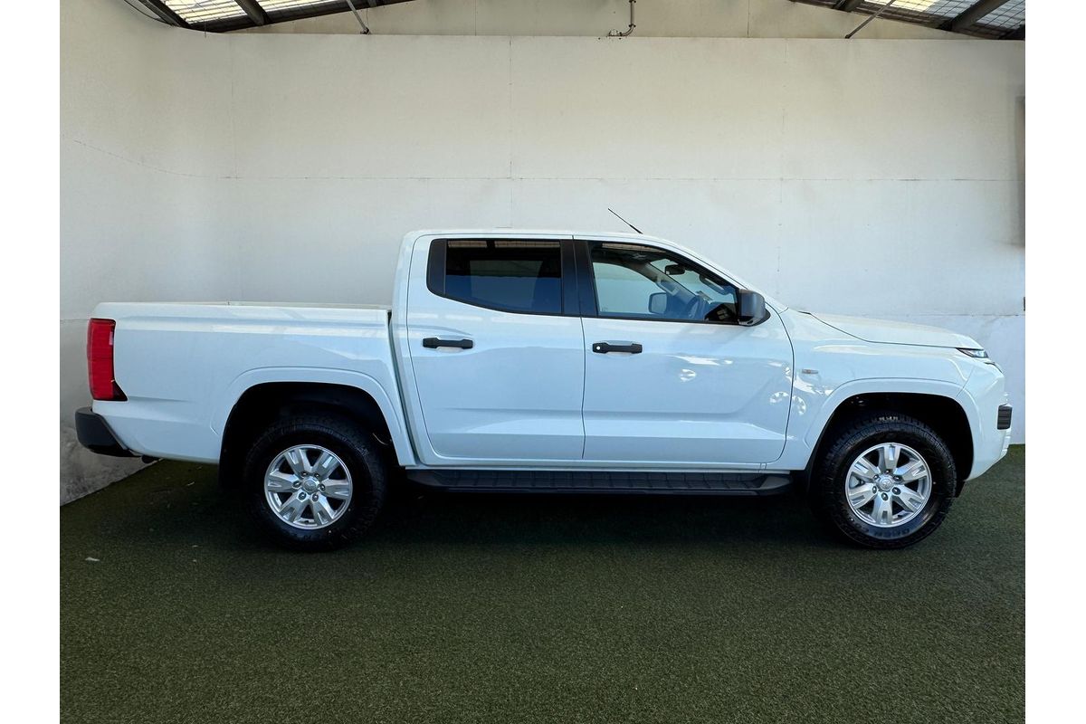 2026 Mitsubishi Triton GLX+ MV 4X4 image 6