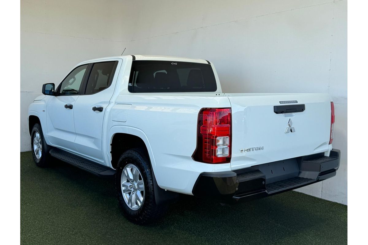 2026 Mitsubishi Triton GLX+ MV 4X4 image 18