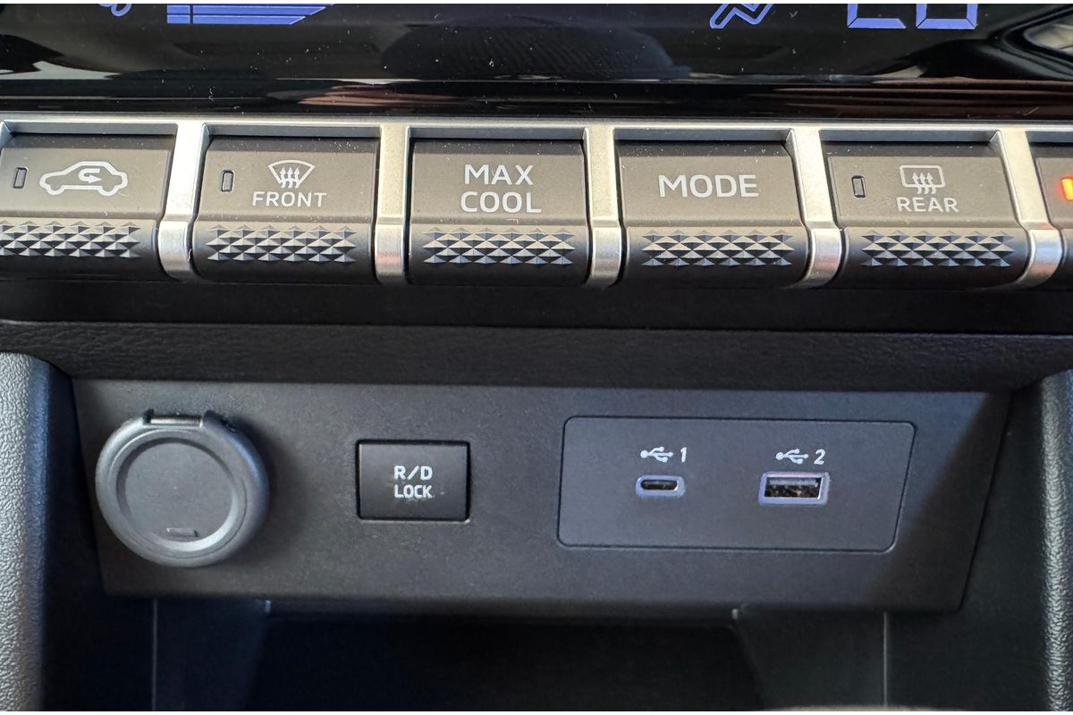 2026 Mitsubishi Triton GLX+ MV 4X4 image 23
