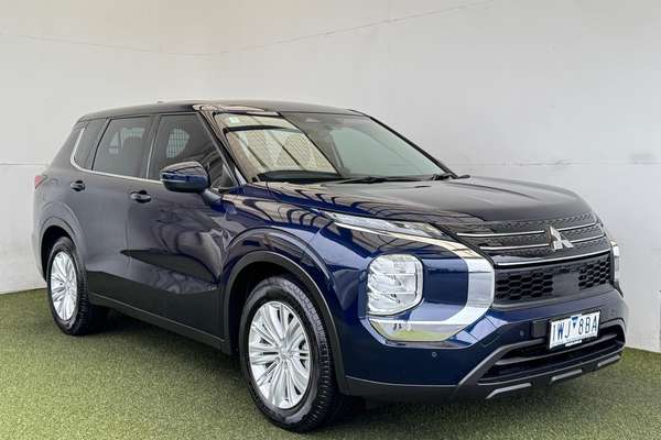 2022 Mitsubishi Outlander ES ZM