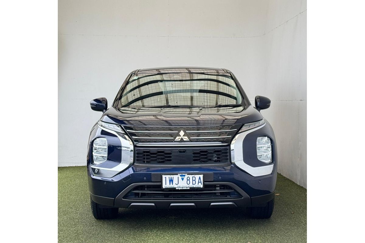 2022 Mitsubishi Outlander ES ZM