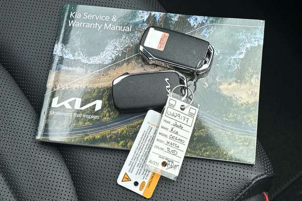 2024 Kia Cerato GT BD thumb-22