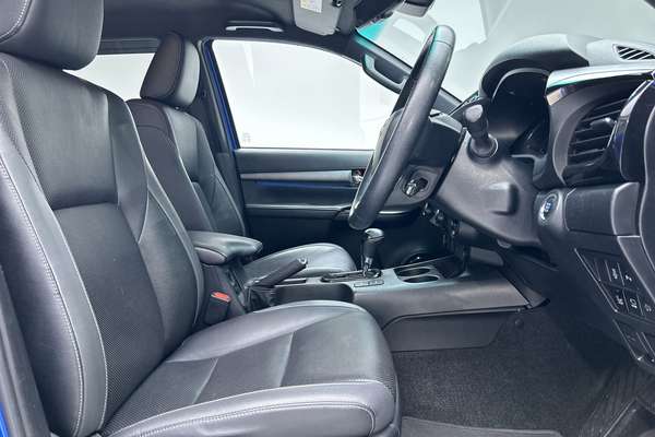 2023 Toyota Hilux Rogue GUN126R 4X4 thumb-12