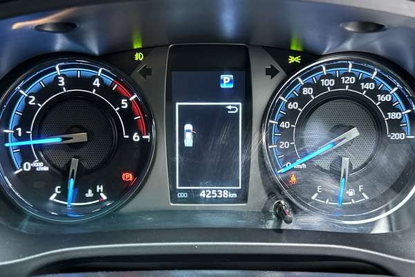 2023 Toyota Hilux Rogue GUN126R 4X4 thumb-13