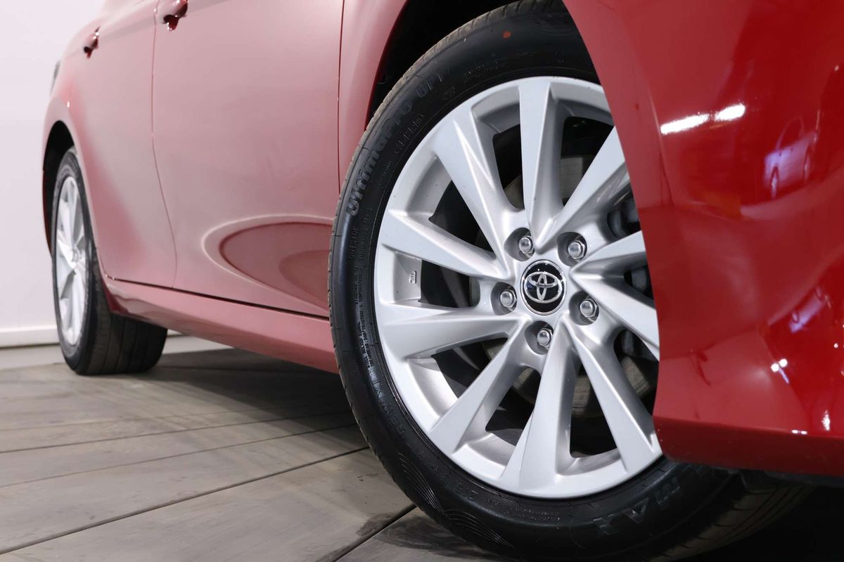 2022 Toyota Camry Ascent AXVH70R