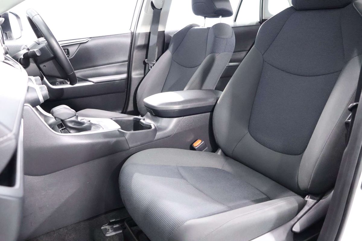 2022 Toyota RAV4 GX AXAH54R
