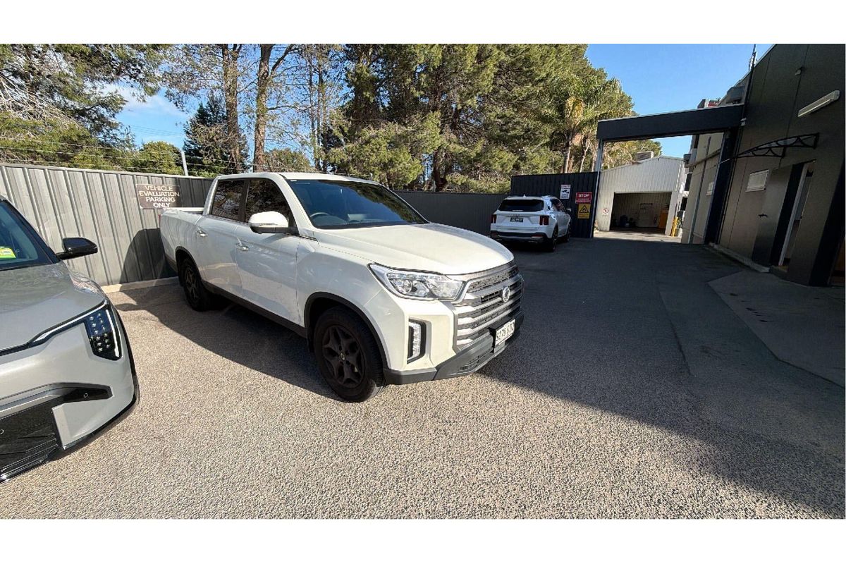 2024 KGM Musso Ultimate Q261 4X4 LWB
