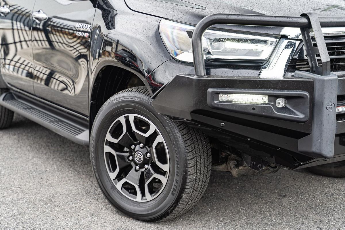 2023 Toyota Hilux SR5 GUN126R