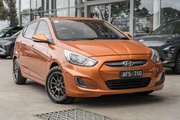 2016 Hyundai Accent Active RB4