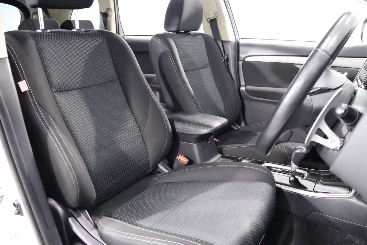 2018 Mitsubishi Outlander LS ZL