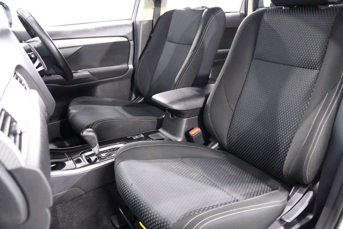 2018 Mitsubishi Outlander LS ZL