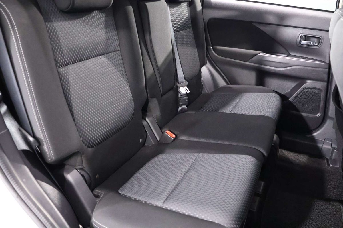 2018 Mitsubishi Outlander LS ZL