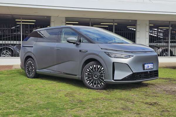 2026 XPENG X9 Performance