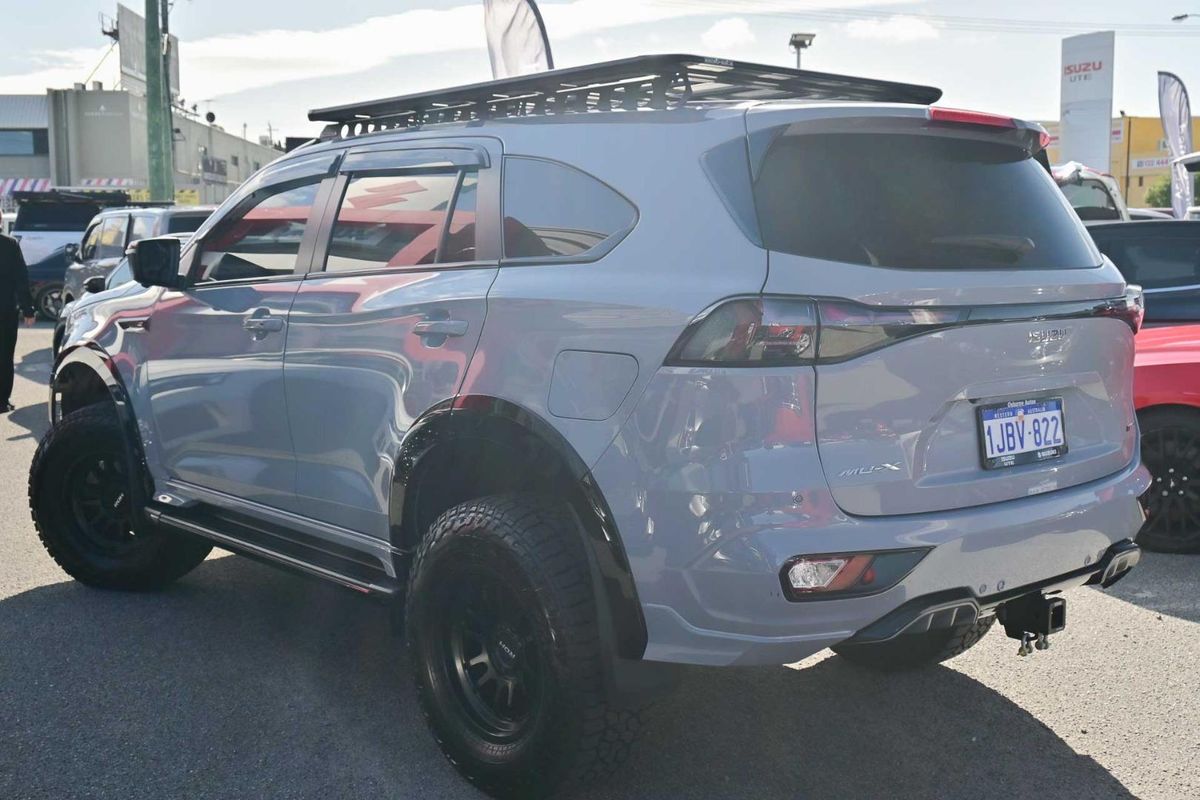 2024 Isuzu MU-X X-TERRAIN