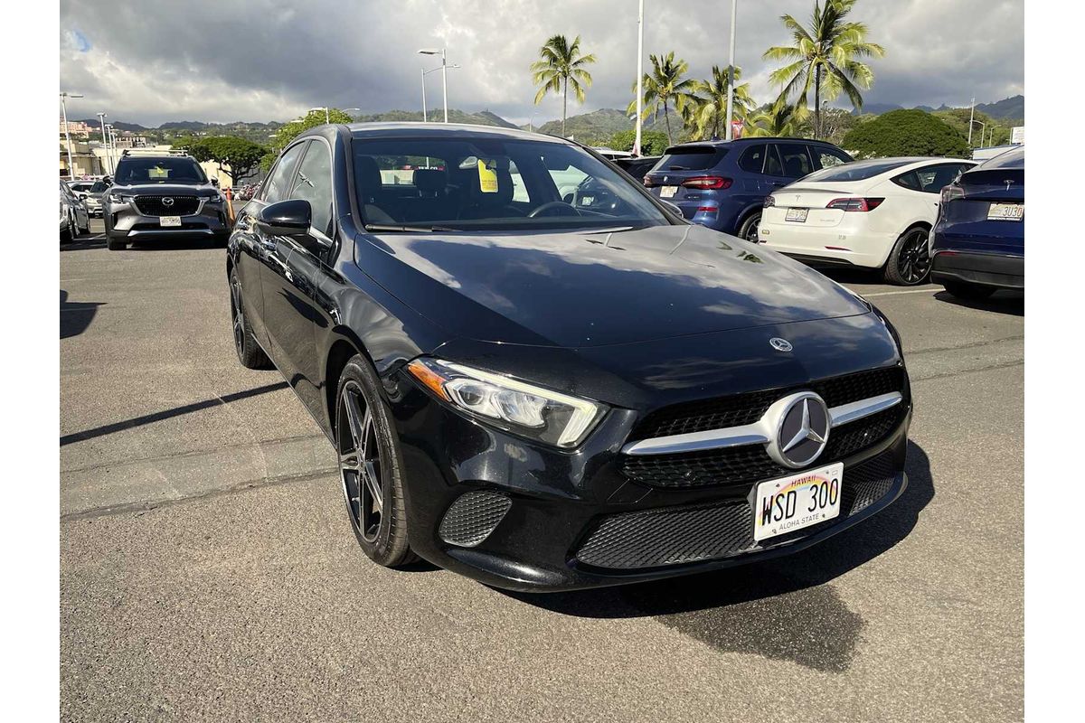 2021 Mercedes-Benz 220 A 220
