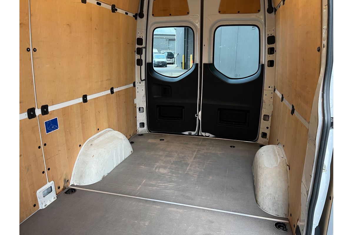2023 Mercedes-Benz Sprinter 317CDI VS30 MWB Low Roof image 11