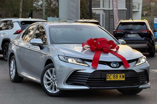 2021 Toyota Camry Ascent AXVH70R