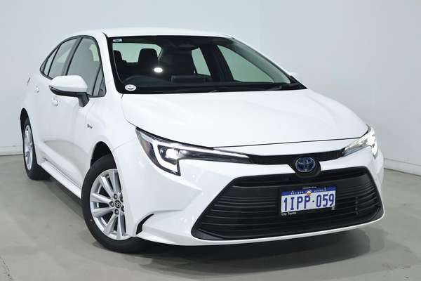 2025 Toyota Corolla Ascent Sport Hybrid ZWE219R
