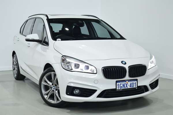 2015 BMW 2 Series 220i Sport Line F45