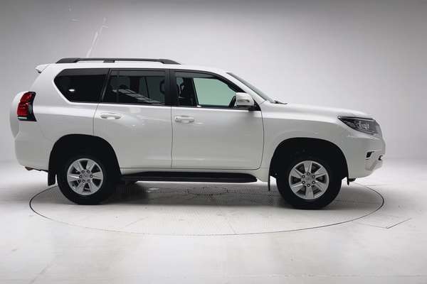 2023 Toyota Landcruiser Prado GXL GDJ150R thumb-8