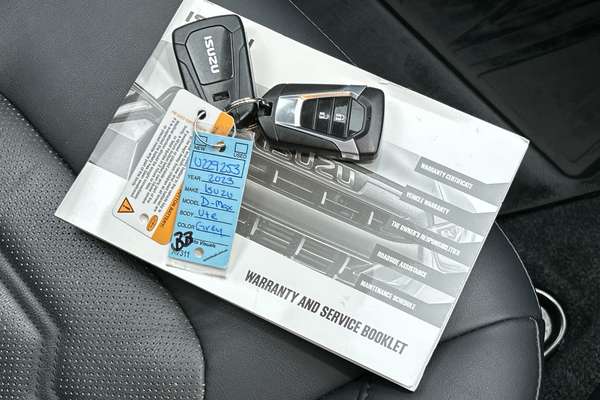 2023 Isuzu D-MAX LS-U+ 4X4 thumb-22