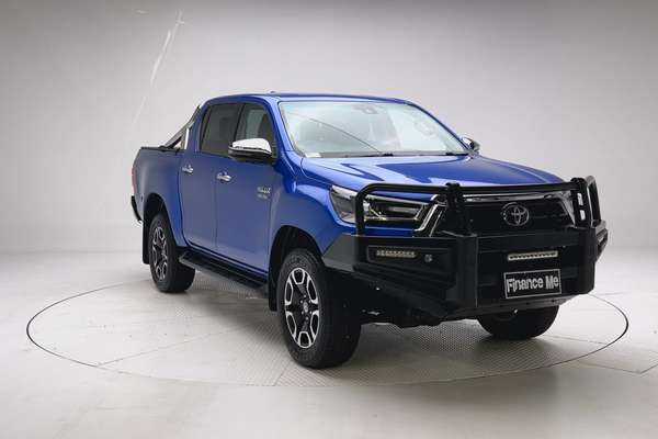 2023 Toyota Hilux SR5 GUN126R 4X4 thumb-1