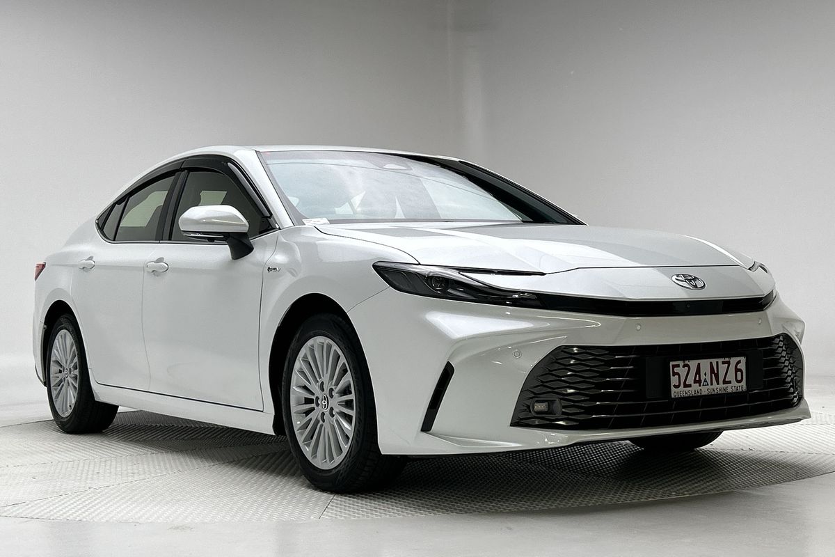 2025 Toyota Camry Ascent AXVH80R