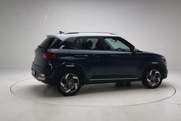 2021 Hyundai Venue Active QX.V3 thumb-2