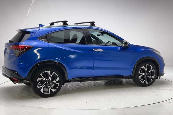 2019 Honda HR-V RS thumb-2