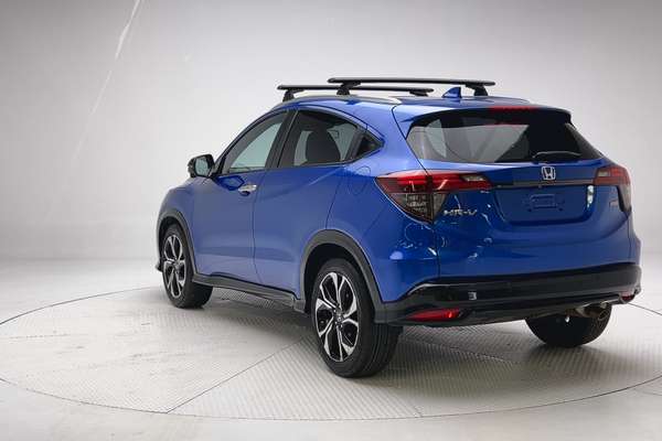 2019 Honda HR-V RS thumb-8