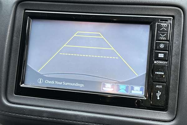 2019 Honda HR-V RS thumb-14
