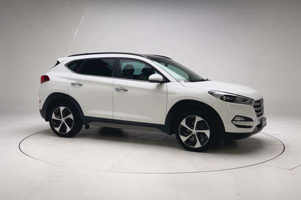 2017 Hyundai Tucson Highlander TLE2 thumb-3