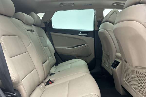 2017 Hyundai Tucson Highlander TLE2 thumb-11