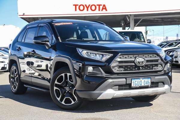 2019 Toyota RAV4 Edge AXAA54R
