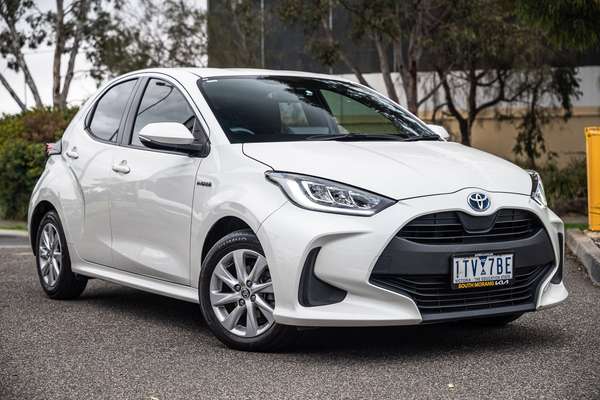 2021 Toyota Yaris SX Hybrid MXPH10R