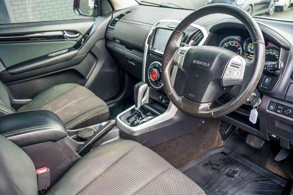 2019 Isuzu MU-X LS-U
