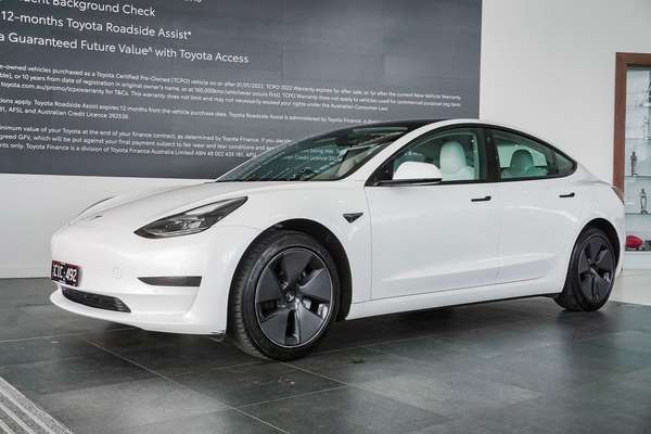 2023 Tesla Model 3 REAR-WHEEL DRIVE MY23