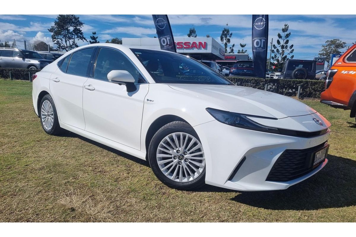 2025 Toyota Camry Ascent AXVH80R