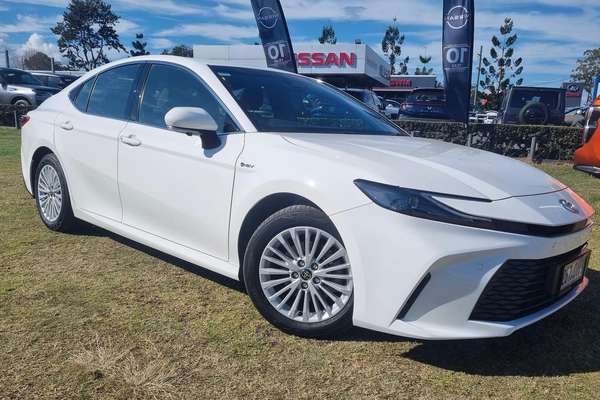 2025 Toyota Camry Ascent AXVH80R