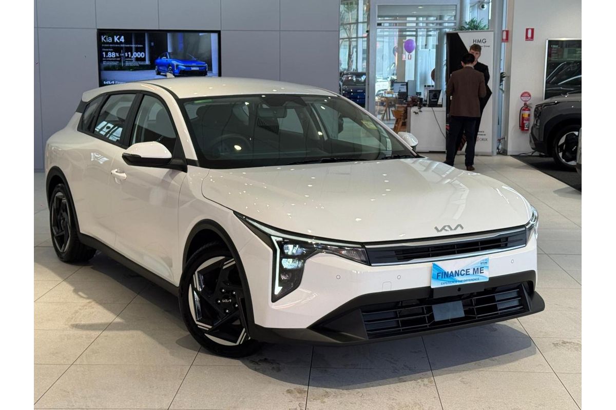 2025 Kia K4 Sport CL4m