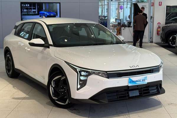 2025 Kia K4 Sport CL4m