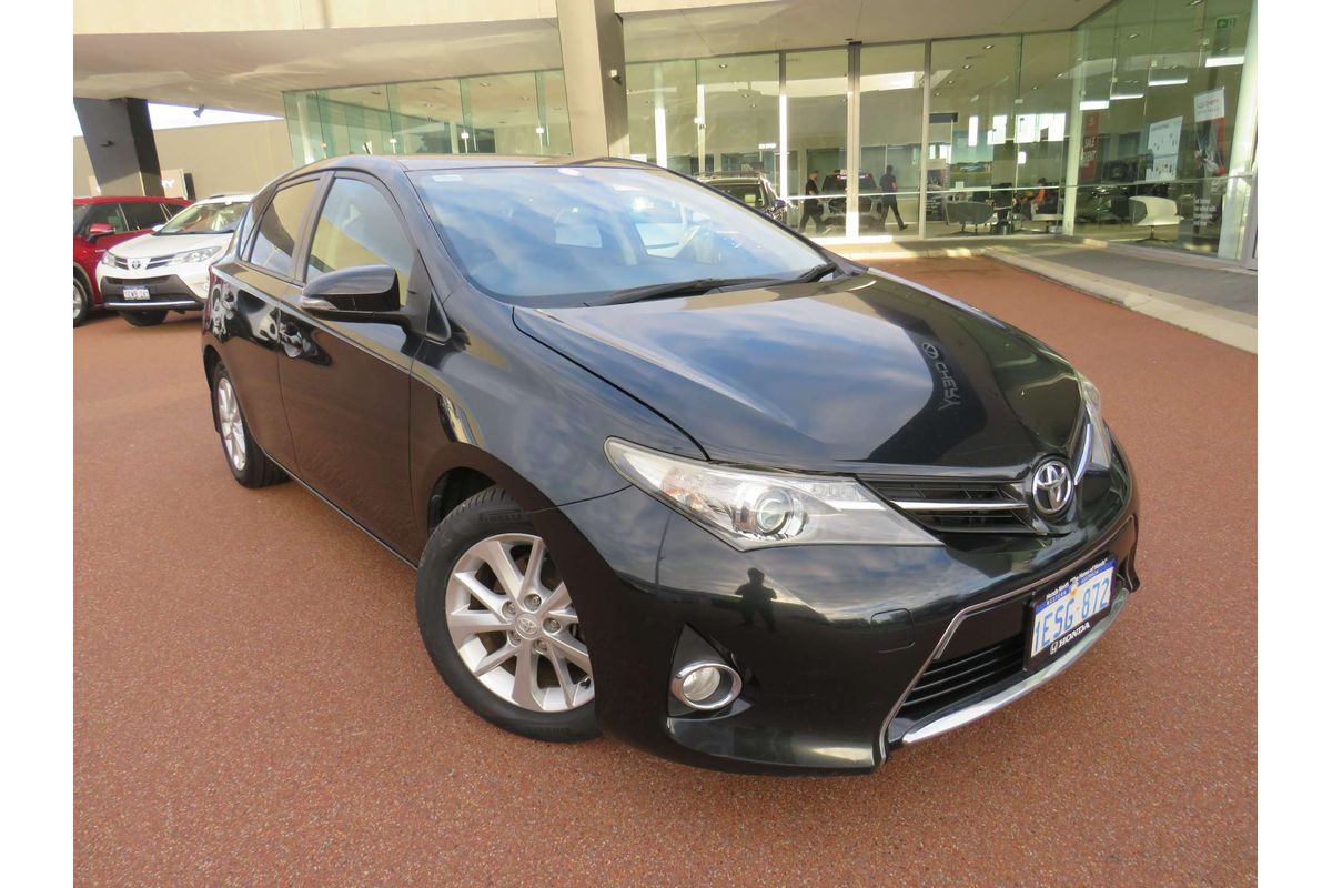 2015 Toyota Corolla Ascent Sport ZRE182R